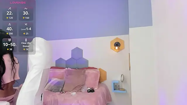 Chloe fischer  online show from 04-10-26, 03:19