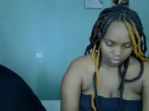 Snapshot of freaky_j_ chatting on 03-03-25, 01:49 freaky j  online show from 03-03-25, 01:49
