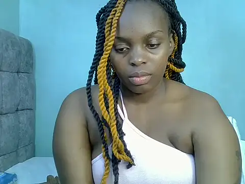 Snapshot of freaky_j_ chatting on 02-19-25, 12:33 freaky j  online show from 02-19-25, 12:33