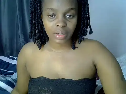 Snapshot of freaky_j_ chatting on 09-24-25, 02:07 freaky j  online show from 09-24-25, 02:07