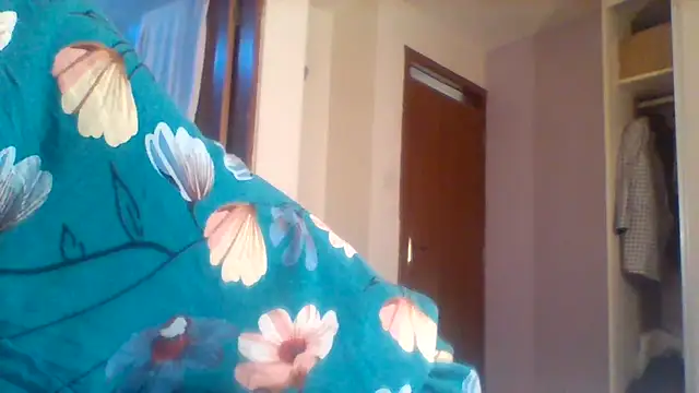 Snapshot of curvy_natallie chatting on 06-28-26, 12:55 curvy natallie online show from 06-28-26, 12:55