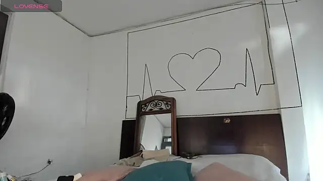 latinaStepmom online show from 04-14-26, 10:48