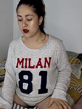 LisbethMoore  online show from 10-09-25, 05:24