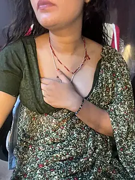Spicy sari girl online show from 03-30-26, 02:35