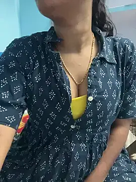 Snapshot of Spicy_sari_girl chatting on 01-09-25, 10:52 Spicy sari girl online show from 01-09-25, 10:52