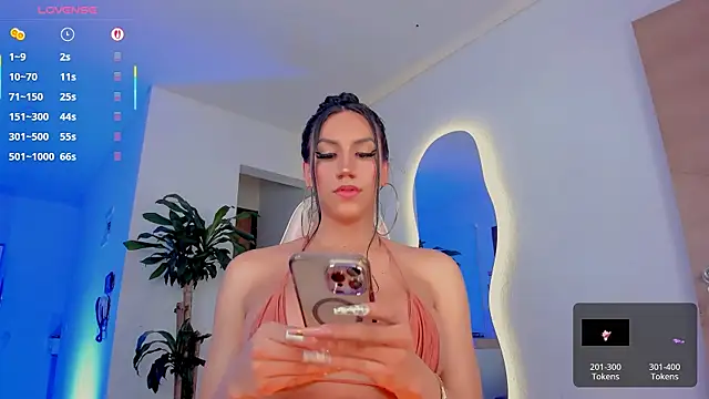 Snapshot of Pretty_Mariangel chatting on 10-01-25, 09:36 Pretty Mariangel online show from 10-01-25, 09:36