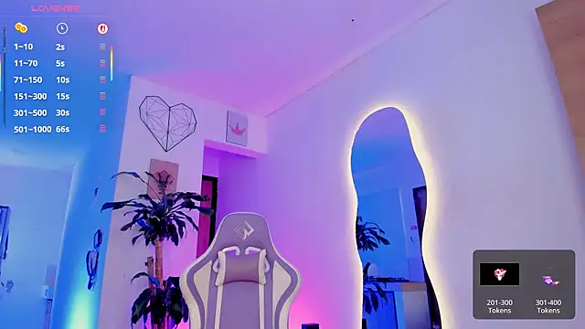 Snapshot of Pretty_Mariangel chatting on 06-19-26, 04:02 Pretty Mariangel online show from 06-19-26, 04:02