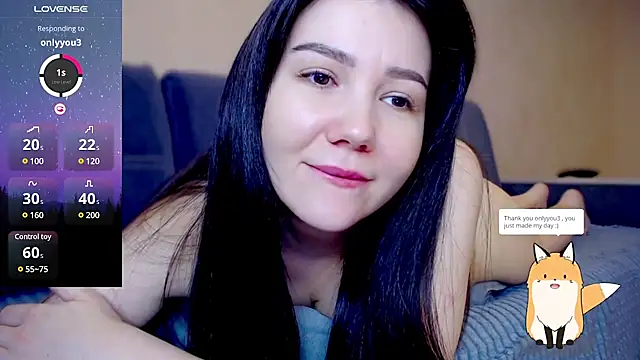 Snapshot of AlexaCruze chatting on 01-14-25, 08:04 AlexaCruze online show from 01-14-25, 08:04