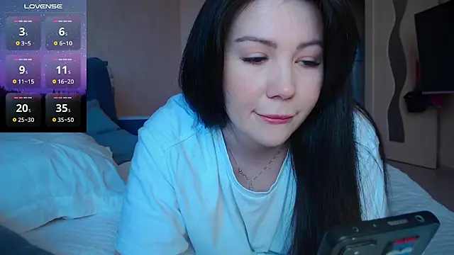 Snapshot of AlexaCruze chatting on 03-09-25, 12:42 AlexaCruze online show from 03-09-25, 12:42