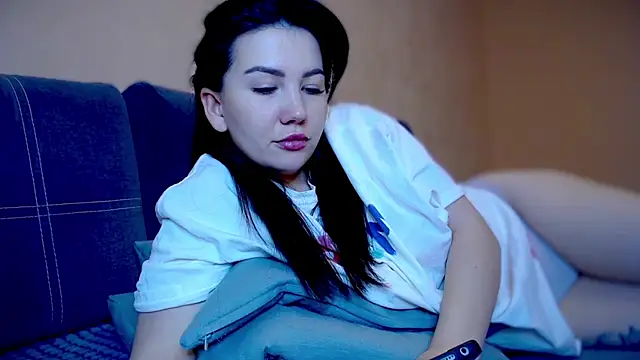 Snapshot of AlexaCruze chatting on 01-22-25, 09:54 AlexaCruze online show from 01-22-25, 09:54