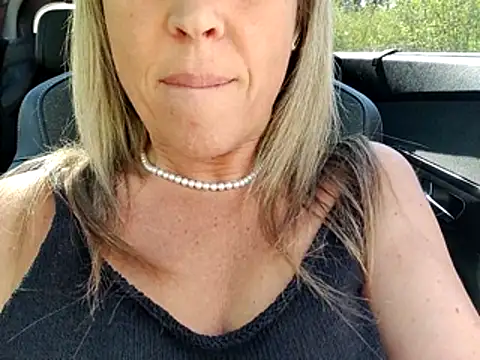 sweethotmilf888 online show from 04-22-26, 01:51