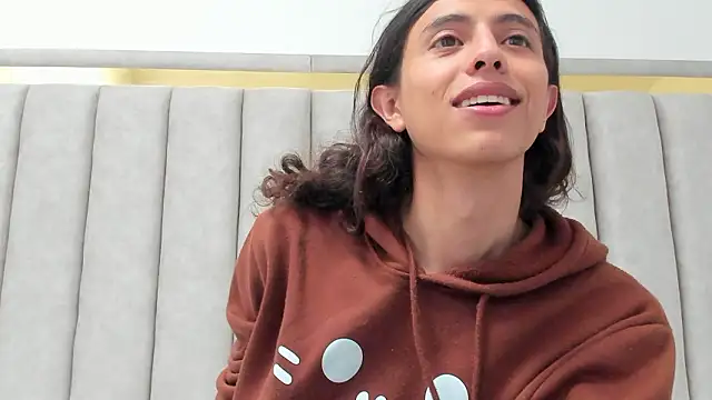 FreyaMoller online show from 02-15-26, 07:02