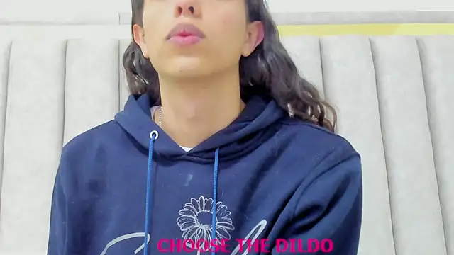 FreyaMoller online show from 11-03-25, 07:06