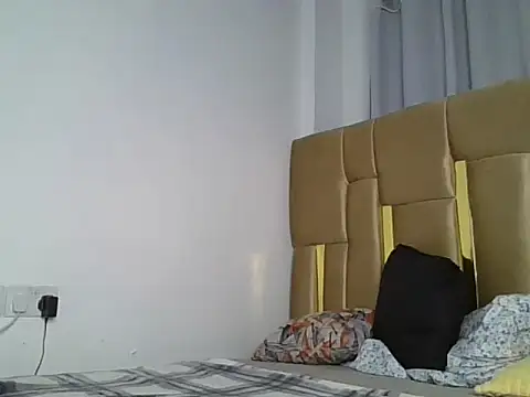 naughty ebony-queen online show from 06-19-26, 08:58