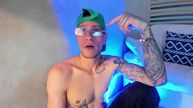 french sexx online show from 02-17-26, 07:11