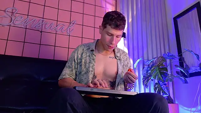 french sexx online show from 04-12-26, 01:31