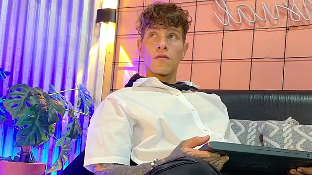 french sexx online show from 01-10-26, 07:15