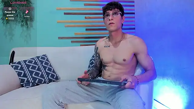 french sexx online show from 11-26-25, 07:36