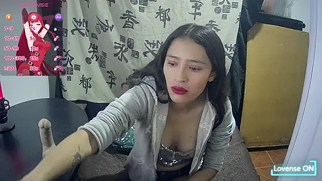 Hanha00 online show from 06-10-26, 05:03