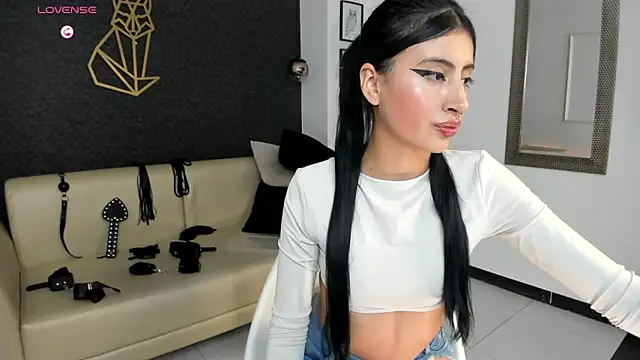 RACHEL EV online show from 03-19-25, 04:36