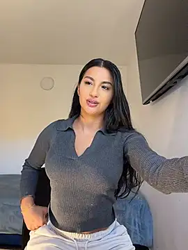 Kimm khalifa online show from 05-27-26, 10:39