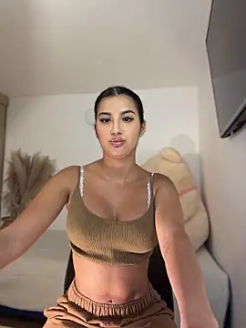 Kimm khalifa online show from 04-14-26, 01:54