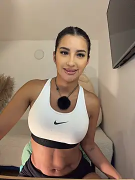 Kimm khalifa online show from 04-10-26, 01:45