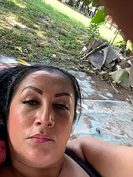 Milk chloe online show from 09-12-25, 07:35