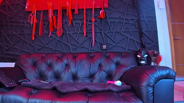 Ivannaakozlov  online show from 03-11-26, 07:52