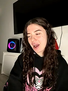 Kimi Ass online show from 11-18-25, 02:42