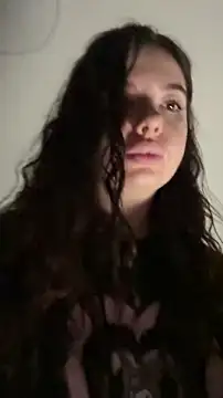 Snapshot of Kimi_Ass chatting on 02-01-26, 12:31 Kimi Ass online show from 02-01-26, 12:31