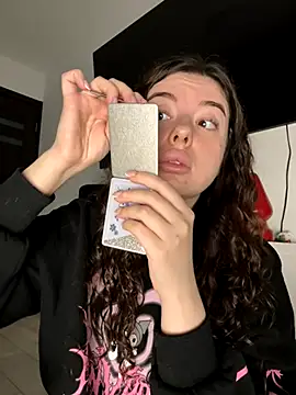 Kimi Ass online show from 11-11-25, 11:16