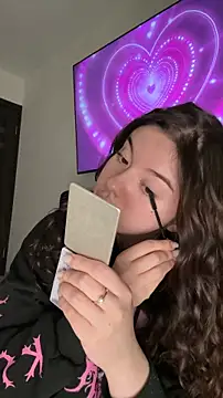 Kimi Ass online show from 01-18-26, 12:58