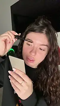 Kimi Ass online show from 12-15-25, 01:06