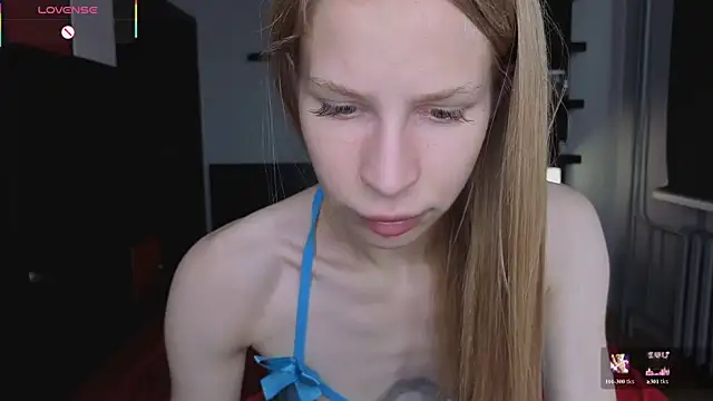 Snapshot of Elis_Fox chatting on 07-14-26, 08:08 Elis Fox online show from 07-14-26, 08:08