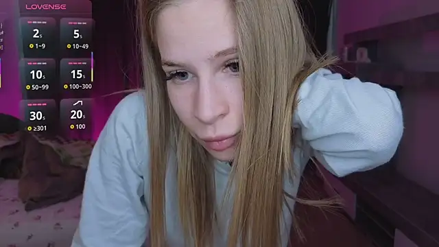 Elis Fox online show from 03-21-26, 11:03