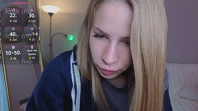 Elis Fox online show from 05-15-26, 11:08