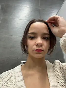 Snapshot of Times__Square chatting on 12-14-25, 03:13 Times Square online show from 12-14-25, 03:13