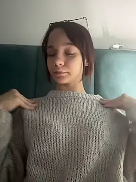 Snapshot of Times__Square chatting on 02-26-26, 12:05 Times Square online show from 02-26-26, 12:05