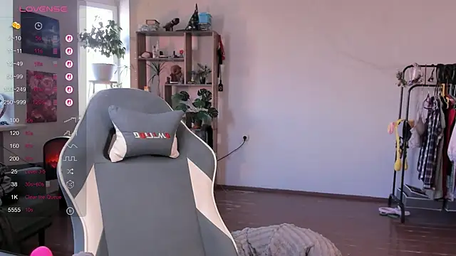 alisahug online show from 10-04-25, 06:15