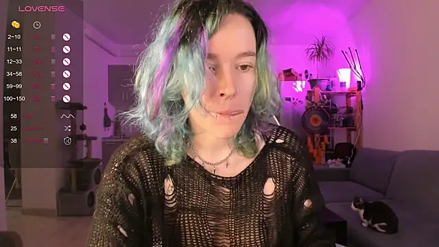 Snapshot of alisahug chatting on 01-17-26, 02:26 alisahug online show from 01-17-26, 02:26