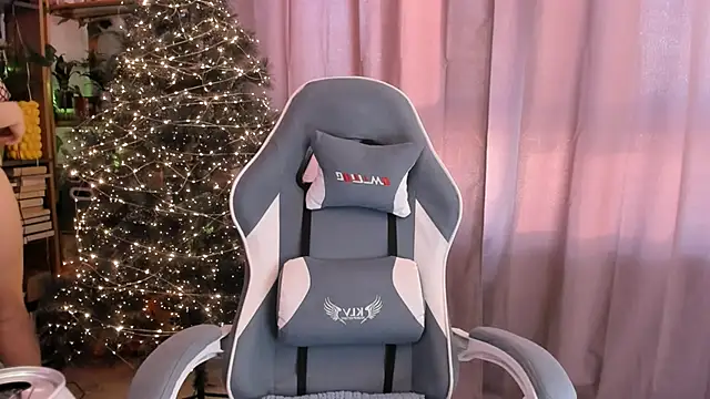 alisahug online show from 12-20-25, 09:01