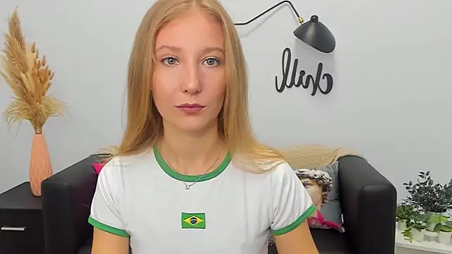 LolaWilsons online show from 09-20-25, 08:41