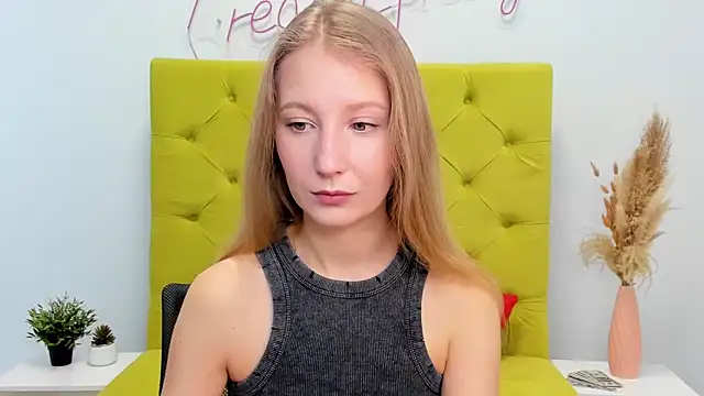 LolaWilsons online show from 02-12-26, 07:19