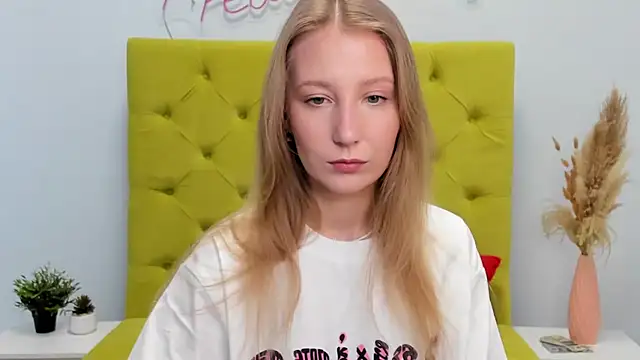 LolaWilsons online show from 02-20-26, 06:26