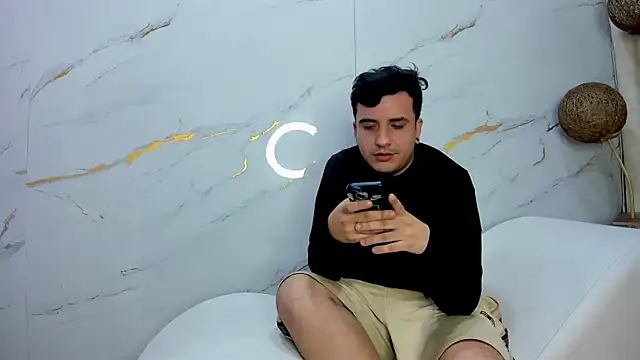 SlimLoves online show from 02-16-26, 07:51