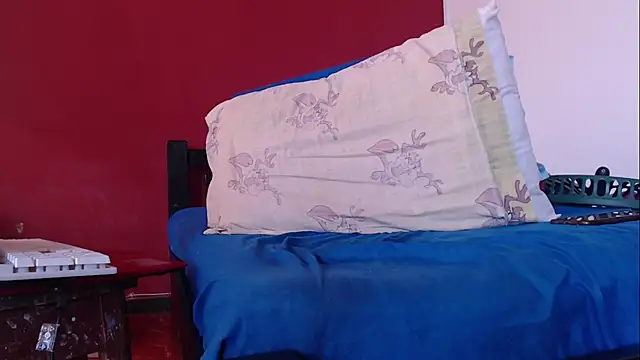 Freyja eter online show from 12-08-24, 06:06