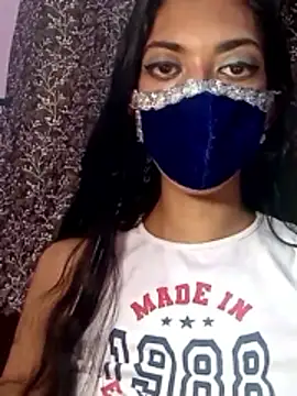 Snapshot of priyasexy1100 chatting on 11-20-25, 12:39 priyasexy1100 online show from 11-20-25, 12:39