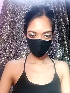 Snapshot of priyasexy1100 chatting on 11-06-25, 03:05 priyasexy1100 online show from 11-06-25, 03:05