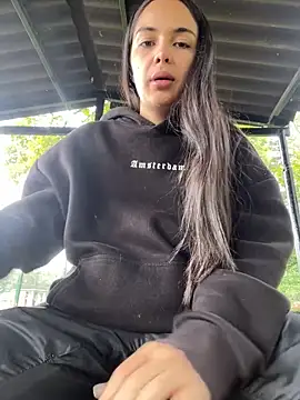 Snapshot of gabyaridi chatting on 02-12-26, 02:06 gabyaridi online show from 02-12-26, 02:06